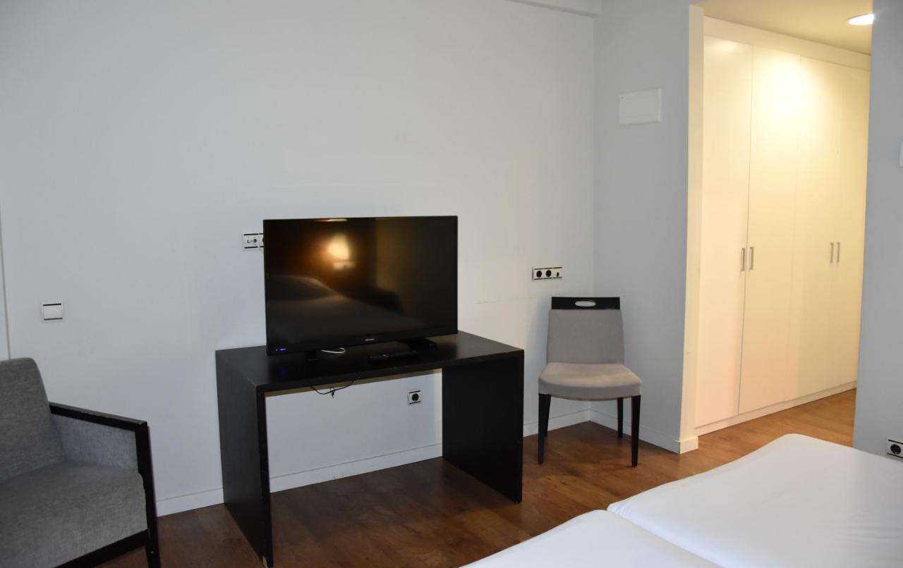 Hotel Y Apartamentos Snoe 이사바 외부 사진