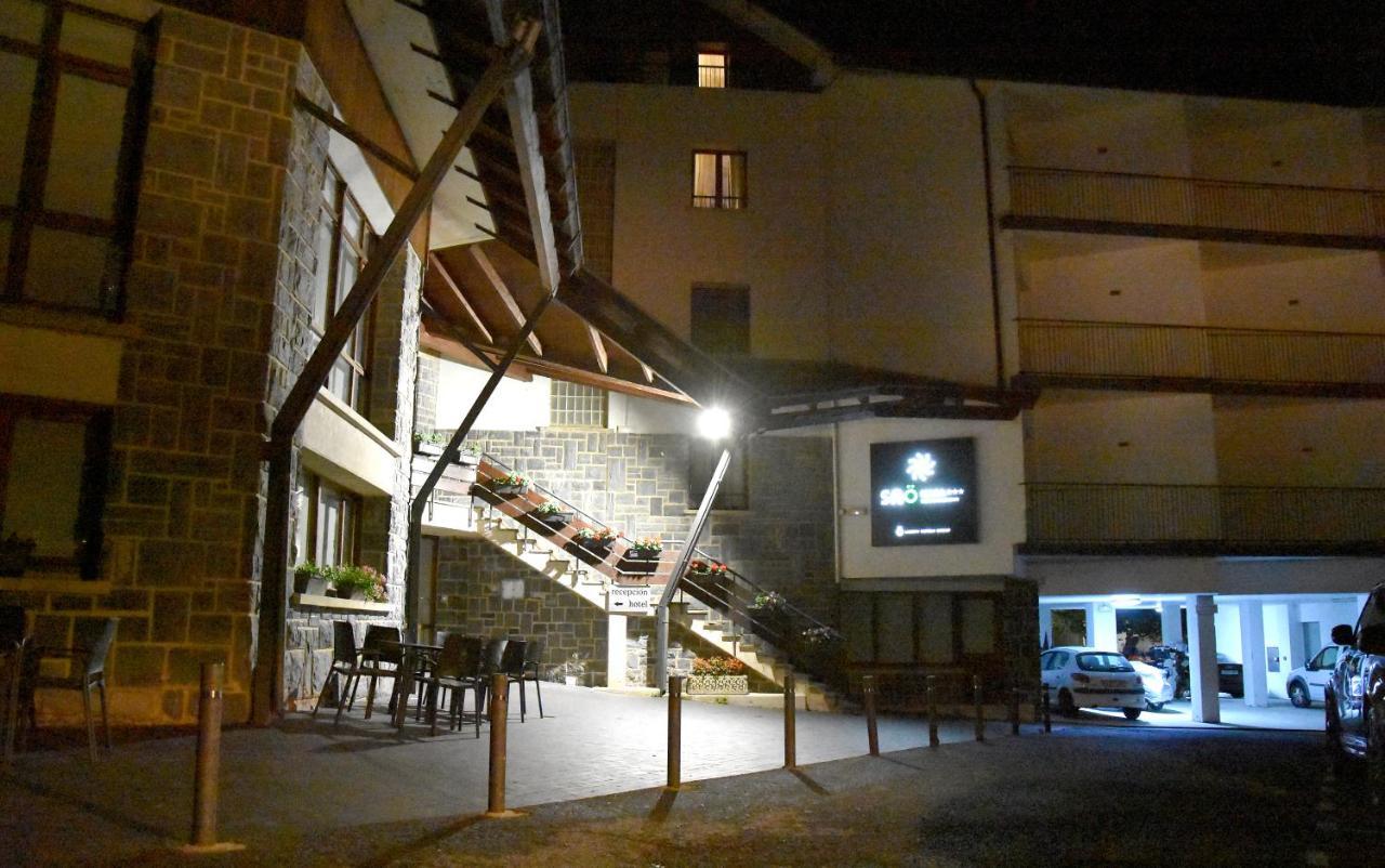Hotel Y Apartamentos Snoe 이사바 외부 사진
