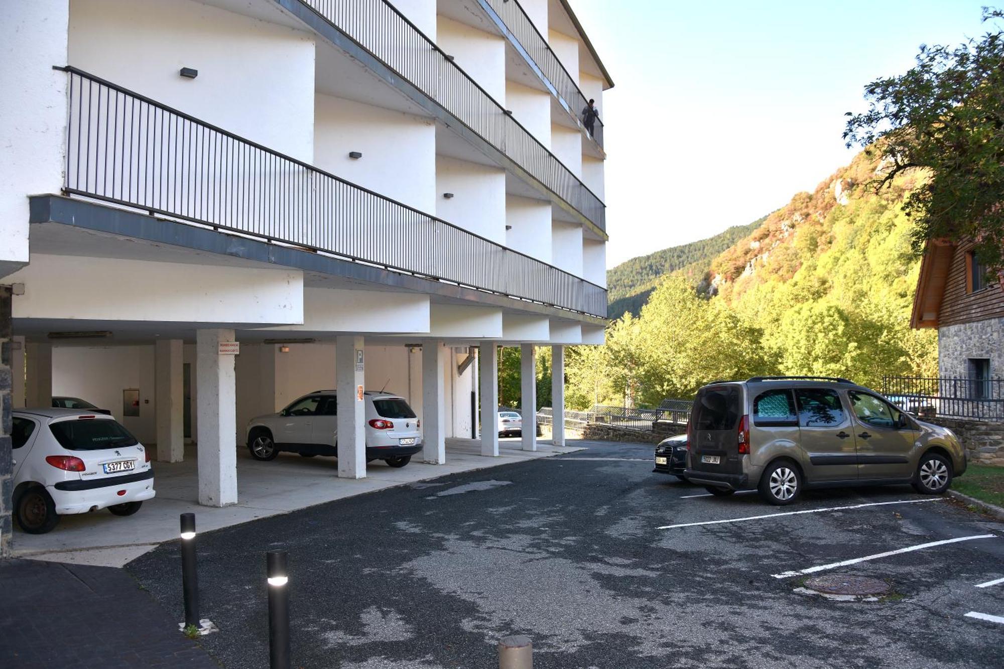 Hotel Y Apartamentos Snoe 이사바 외부 사진