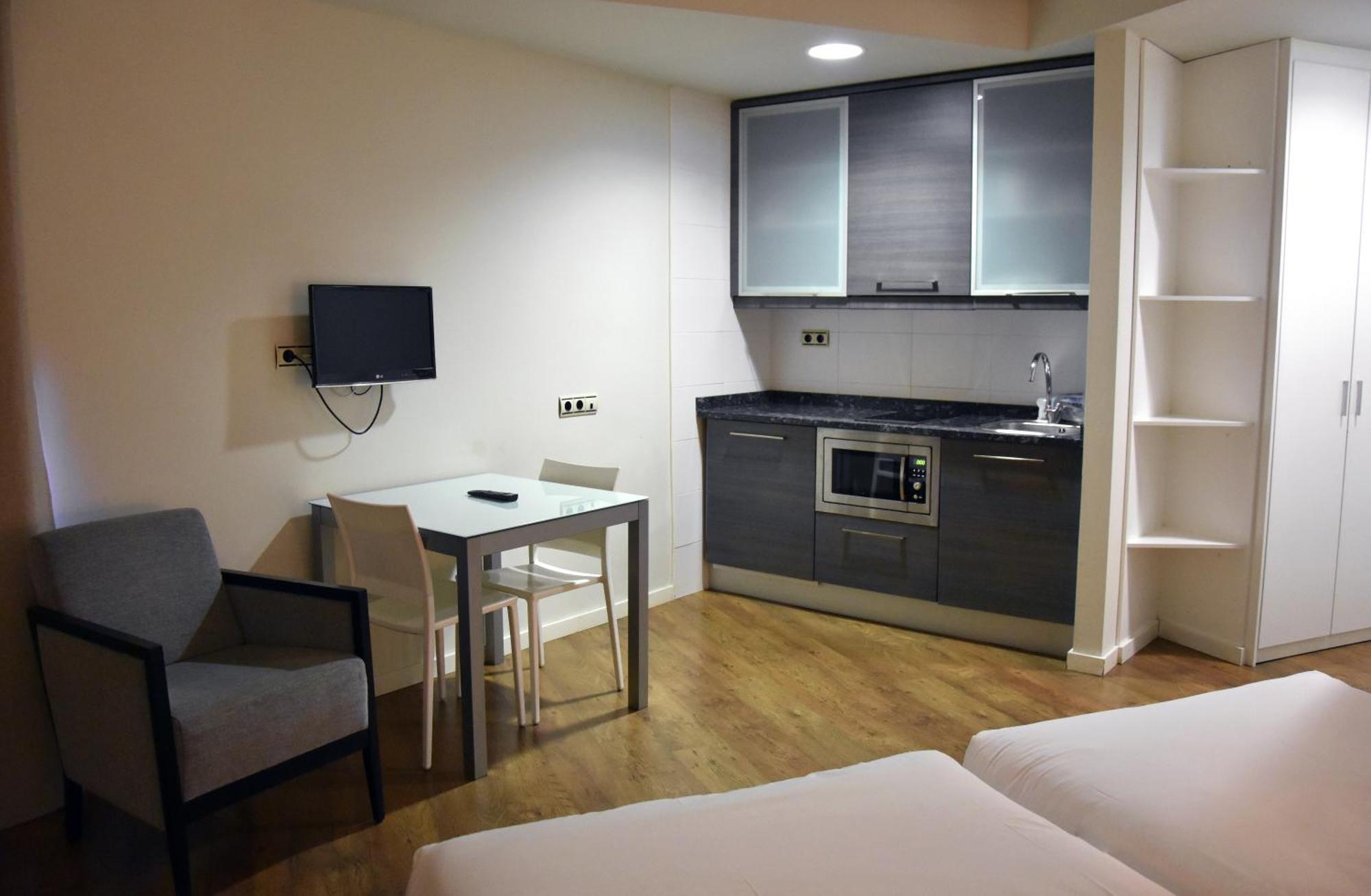 Hotel Y Apartamentos Snoe 이사바 외부 사진