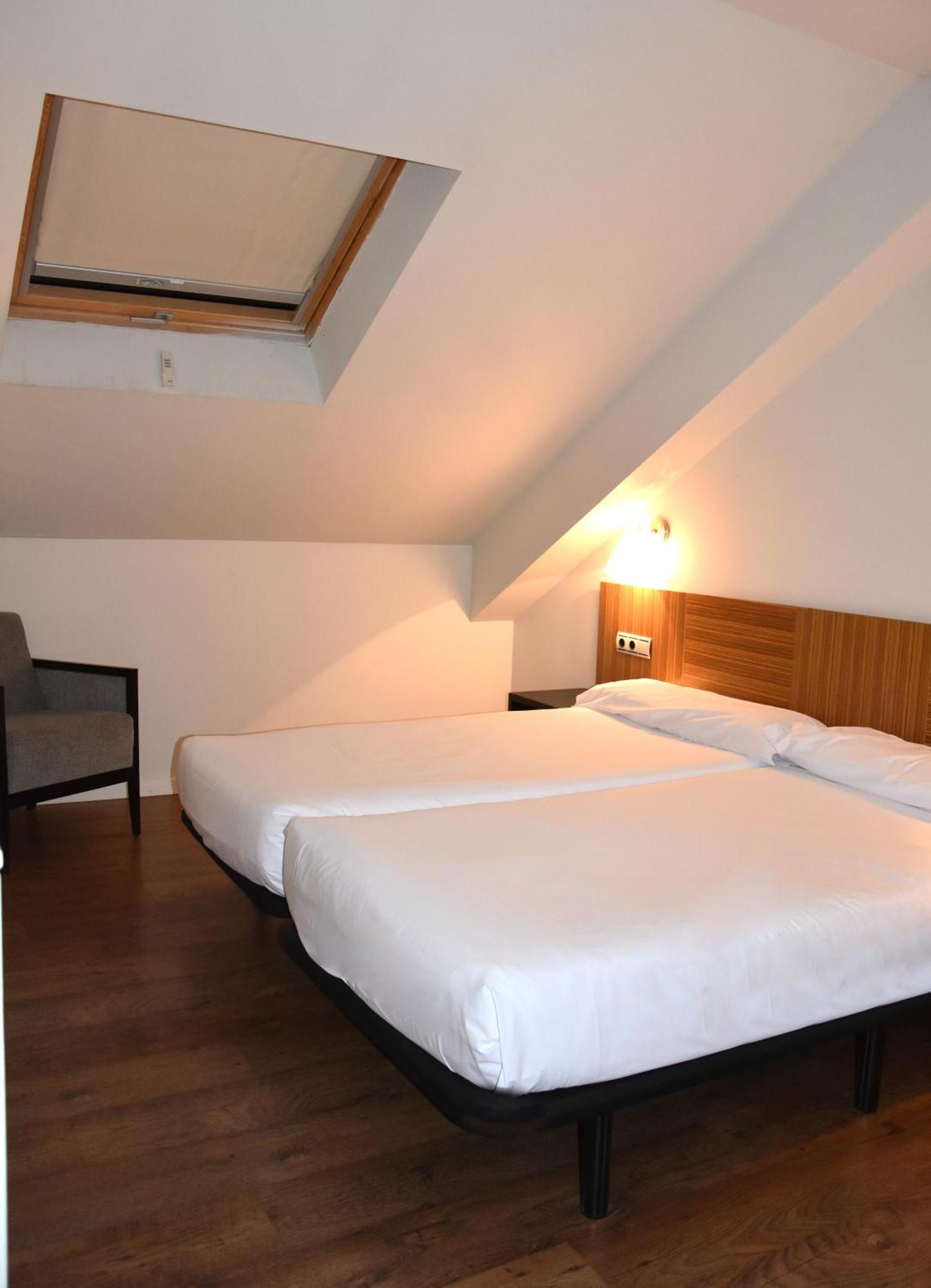 Hotel Y Apartamentos Snoe 이사바 외부 사진