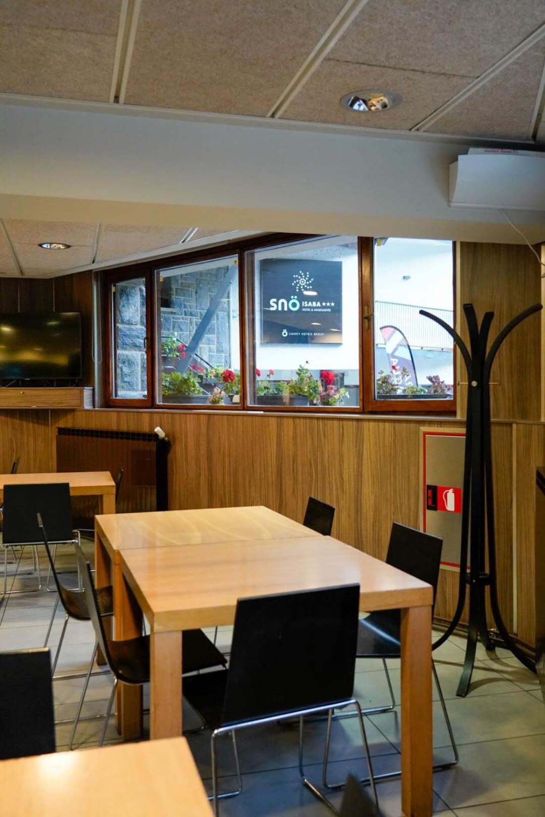 Hotel Y Apartamentos Snoe 이사바 외부 사진