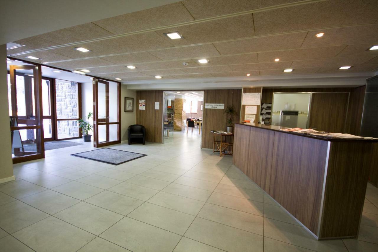 Hotel Y Apartamentos Snoe 이사바 외부 사진